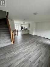 4 Calloway Wy in Whitby, ON - Building Photo - Building Photo