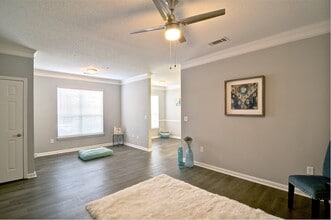 Park Creek Apartments in Gainesville, GA - Building Photo - Building Photo
