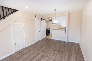 1491 Peach Ave in El Cajon, CA - Building Photo