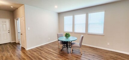 5759 Cerrillos Dr in Bryan, TX - Building Photo - Building Photo