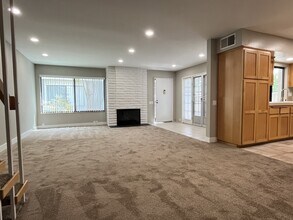 3932 Via Tranquilo in San Diego, CA - Building Photo - Building Photo