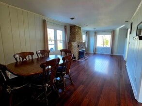 36752 N Wildwood Dr in Lake Villa, IL - Building Photo - Building Photo