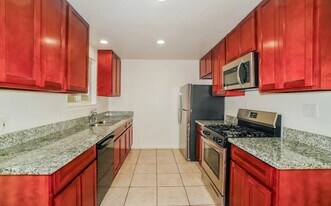 4528 Olympiad Way in Sacramento, CA - Building Photo