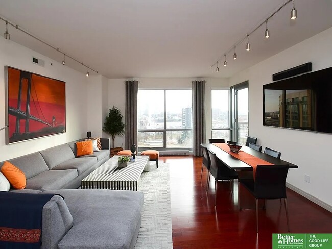 property at 200 S 31st Ave