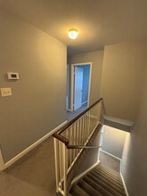 19050 Highstream Dr in Germantown, MD - Foto de edificio - Building Photo