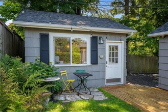 8725 29th Ave NW, Unit SI ID1035884P in Seattle, WA - Building Photo - Building Photo