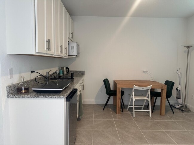 property at 467 SW Jeanne Ave