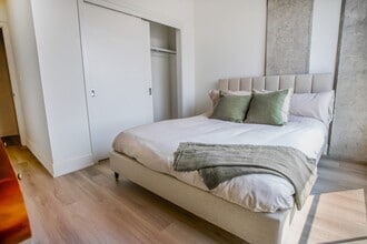 Jade Apartments in Ottawa, ON - Building Photo - Building Photo