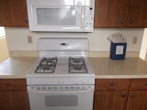 616 Crosby Ln in Red Bluff, CA - Building Photo - Building Photo