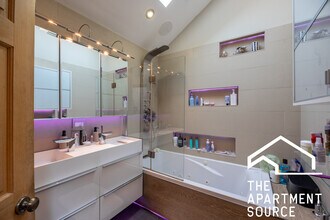 1224 W Augusta Blvd, Unit 3 in Chicago, IL - Building Photo - Building Photo