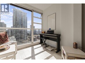 939 Homer St in Vancouver, BC - Building Photo - Building Photo