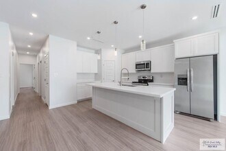 165 Ruben Torres SR Blvd, Unit A7 in Brownsville, TX - Building Photo - Building Photo