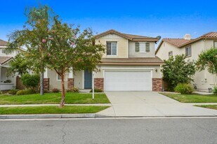 12209 Saxon Dr in Rancho Cucamonga, CA - Building Photo