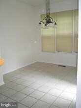 1225 Wild Hawthorn Way in Reston, VA - Building Photo - Building Photo