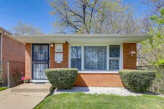 544 E 92nd Pl in Chicago, IL - Building Photo - Building Photo