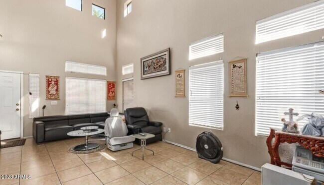 2531 W Lynne Ln in Phoenix, AZ - Building Photo - Building Photo