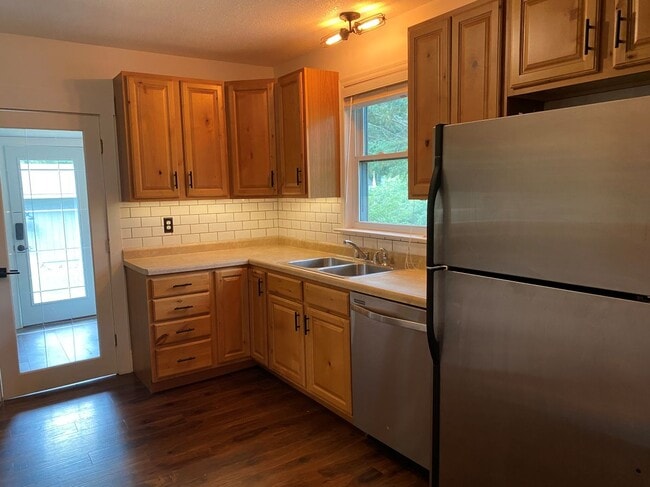 2997 Highland Blvd in Mound, MN - Building Photo - Building Photo