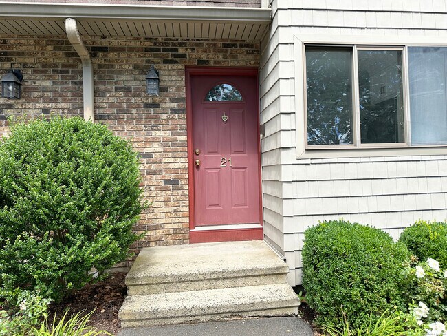 130 Fillow St in Norwalk, CT - Building Photo - Building Photo
