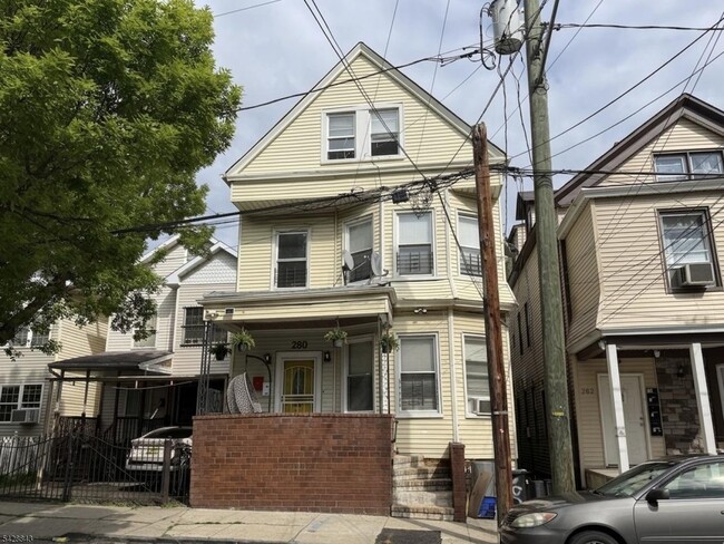 property at 280 S 6th St