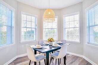 14200 Avalon Rd in Winter Garden, FL - Building Photo - Building Photo