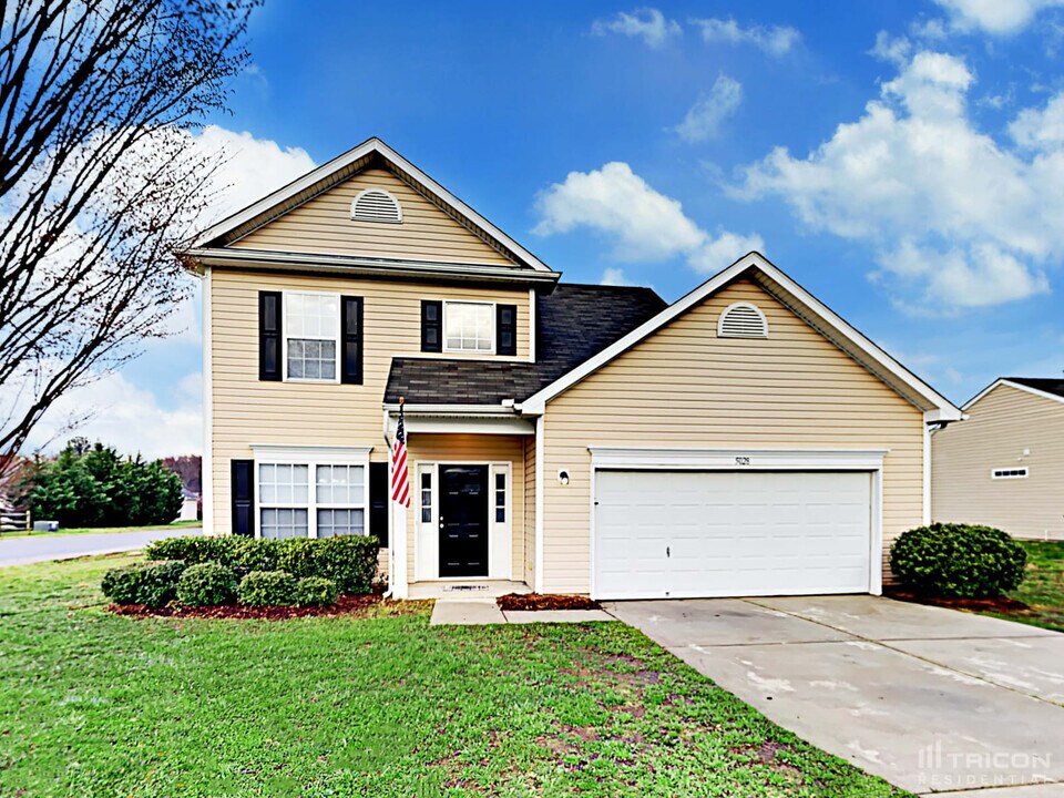 5028 Hildreth Court in Concord, NC - Building Photo