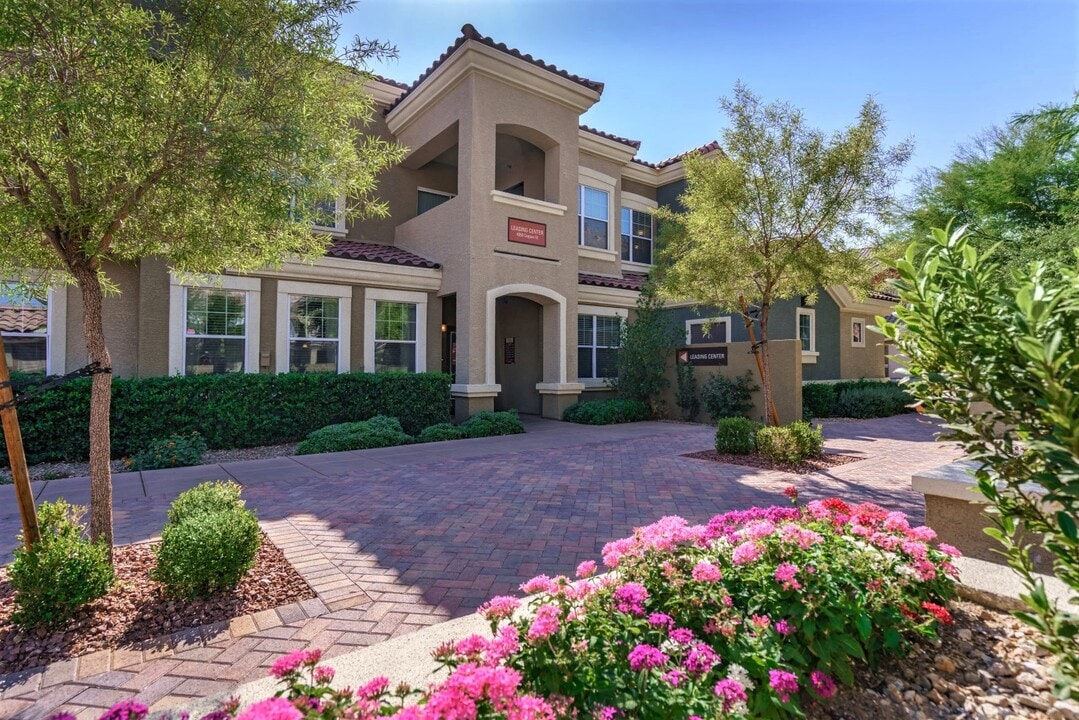 Ravello Townhomes in Las Vegas, NV - Building Photo