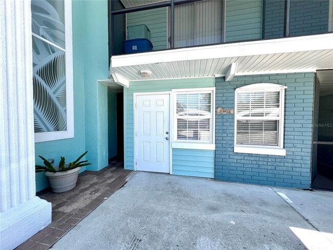 2802 W Lake Eloise Dr in Cypress Gardens, FL - Building Photo - Building Photo