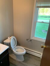 12208 Shiloh Dr in Chesterland, OH - Building Photo - Building Photo