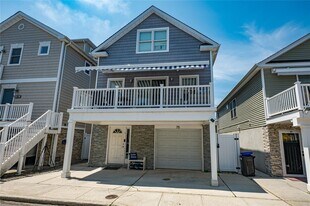 75 New Hampshire St in Long Beach, NY - Building Photo
