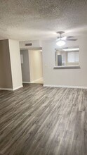 6332 Newtown Cir in Tampa, FL - Building Photo - Building Photo
