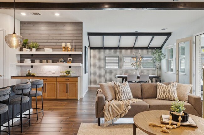 property at 16720 Horondelle Dr