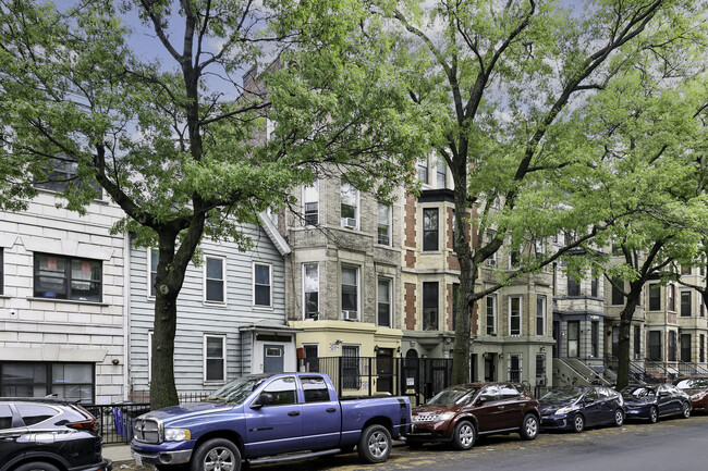 517 W 173rd St in New York, NY - Foto de edificio - Building Photo