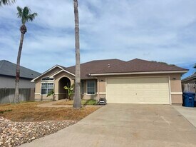 15829 Vincent Dr in Corpus Christi, TX - Building Photo