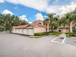 26681 Bonita Fairways Blvd in Bonita Springs, FL - Building Photo - Building Photo
