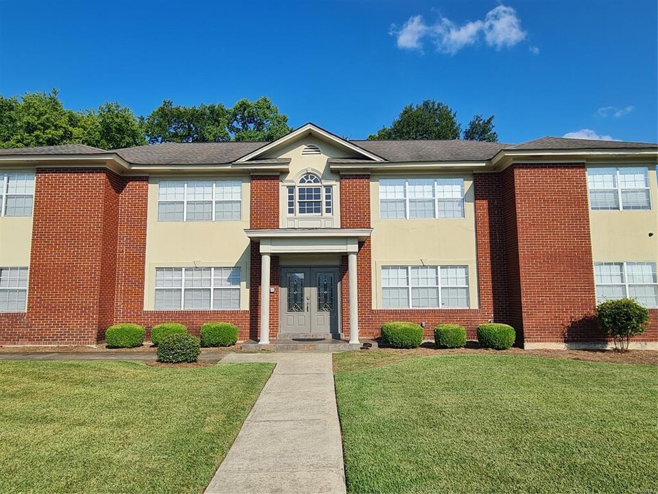 3709 Le Bron Rd in Montgomery, AL - Foto de edificio