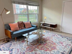 74 N Whitney St in Amherst, MA - Building Photo