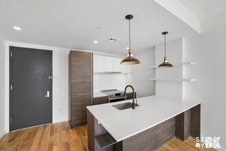 610 Myrtle Ave in Brooklyn, NY - Building Photo - Building Photo