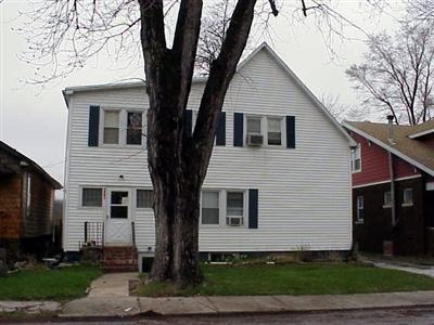 642 Water St in Hobart, IN - Building Photo