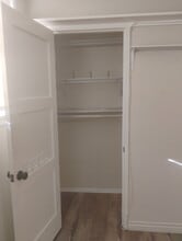 17641 Tulsa St in Granada Hills, CA - Foto de edificio - Building Photo