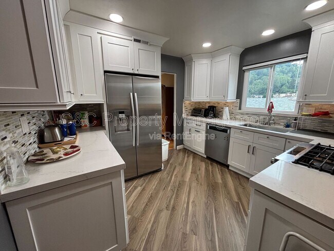 property at 8 Alvina Ave