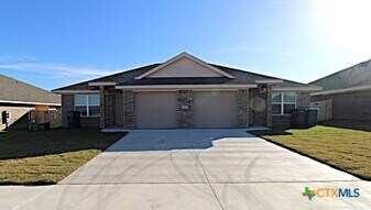 131 Cameron Dr in Copperas Cove, TX - Building Photo