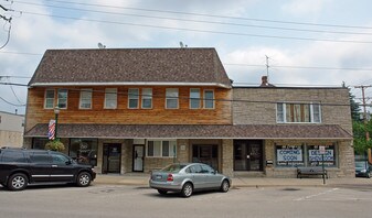 19-25 Spring St in Cary, IL - Building Photo