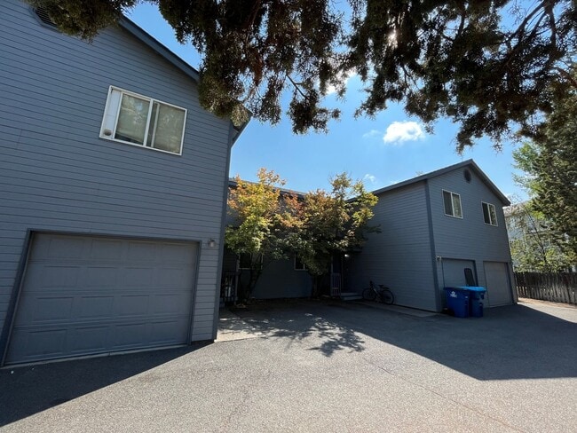 property at 1453 NE Tucson Way