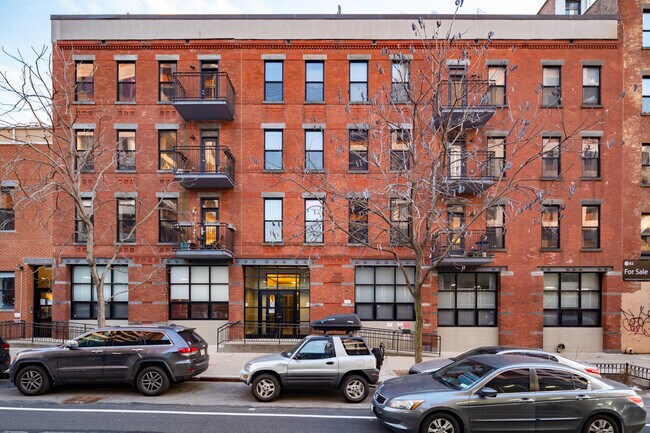 618-626 Dean St in Brooklyn, NY - Foto de edificio - Building Photo