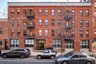 618-626 Dean St in Brooklyn, NY - Building Photo - Building Photo