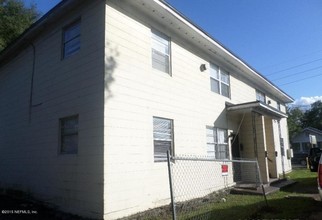 1805 Cleveland St in Jacksonville, FL - Building Photo - Building Photo