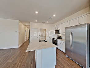 5927 W Larkspur Dr in Glendale, AZ - Building Photo - Building Photo