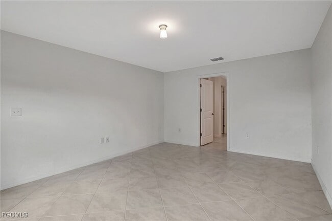 property at 418 Pickford Ave