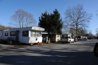 Southbridge MHC in Pennsville, NJ - Building Photo - Building Photo