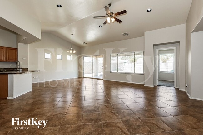 2536 W Bartlett Way in Queen Creek, AZ - Foto de edificio - Building Photo